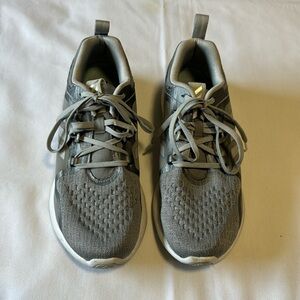 Adidas Bounce sneakers.   Size 8